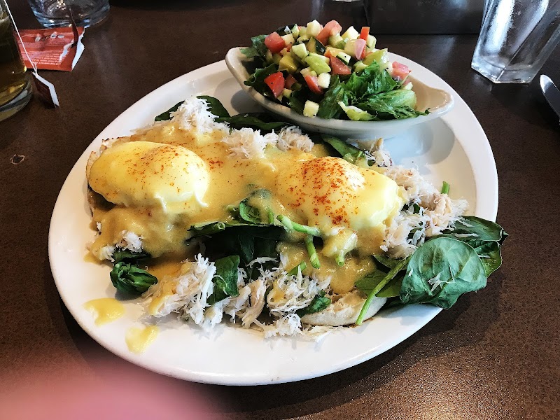 Breakers Breakfast, Brunch & Lunch