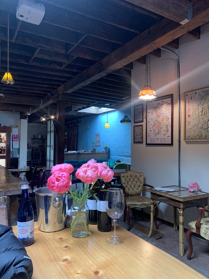 Table Wine Merchant