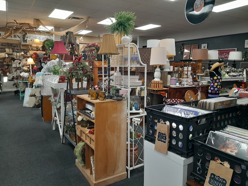 Victoria's Antiques & More