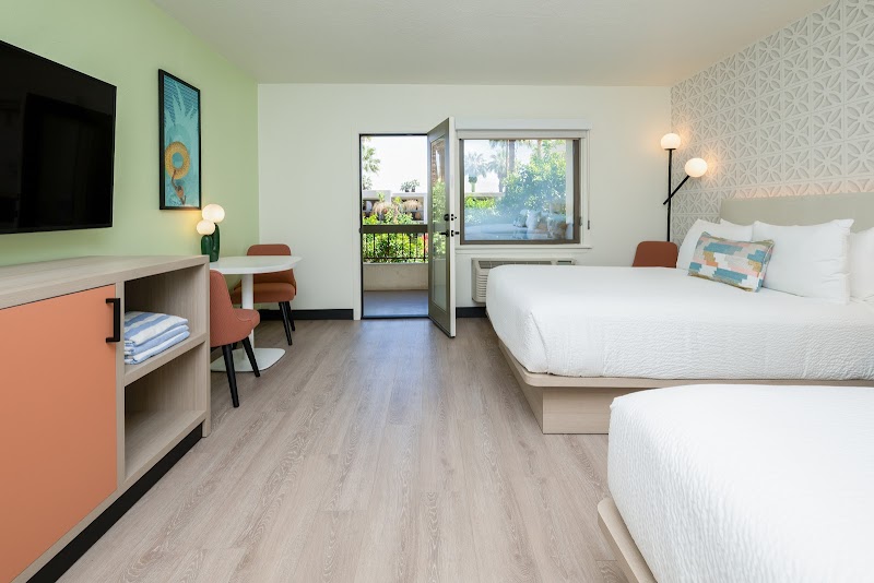 Palm Mountain Resort and Spa