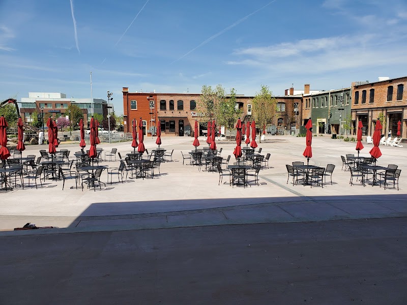 Indian Creek Plaza Shoppe & Ice Ribbon