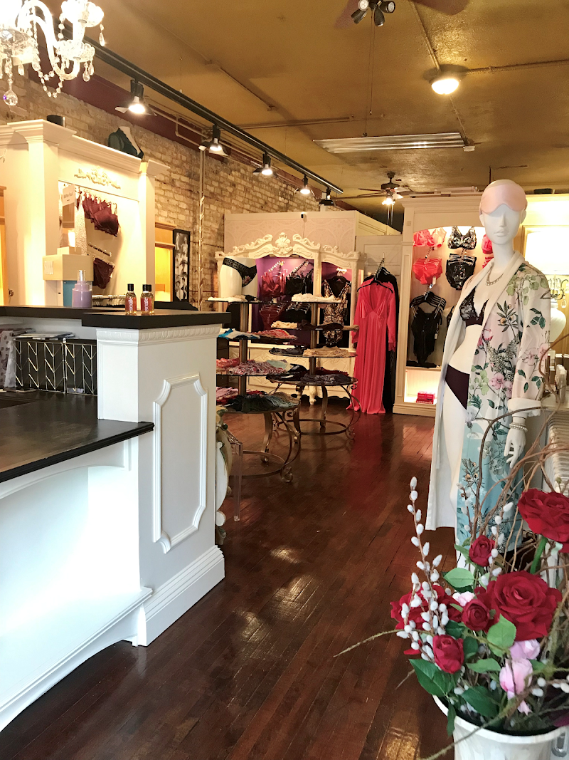 Bisou Lingerie