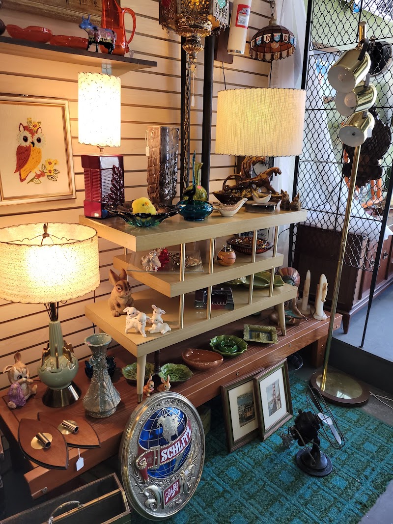 Vintage Underground Sales and Consignment