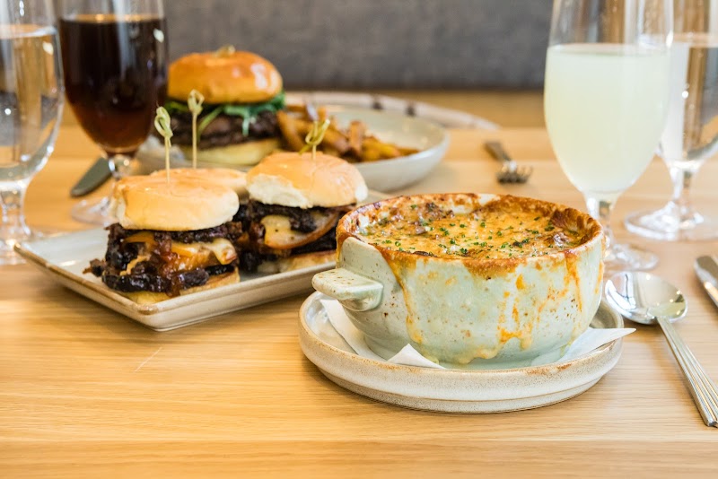 Edgewater Grille at Hyatt Regency Coralville