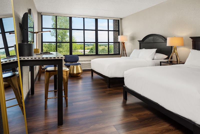 The Highlander Hotel