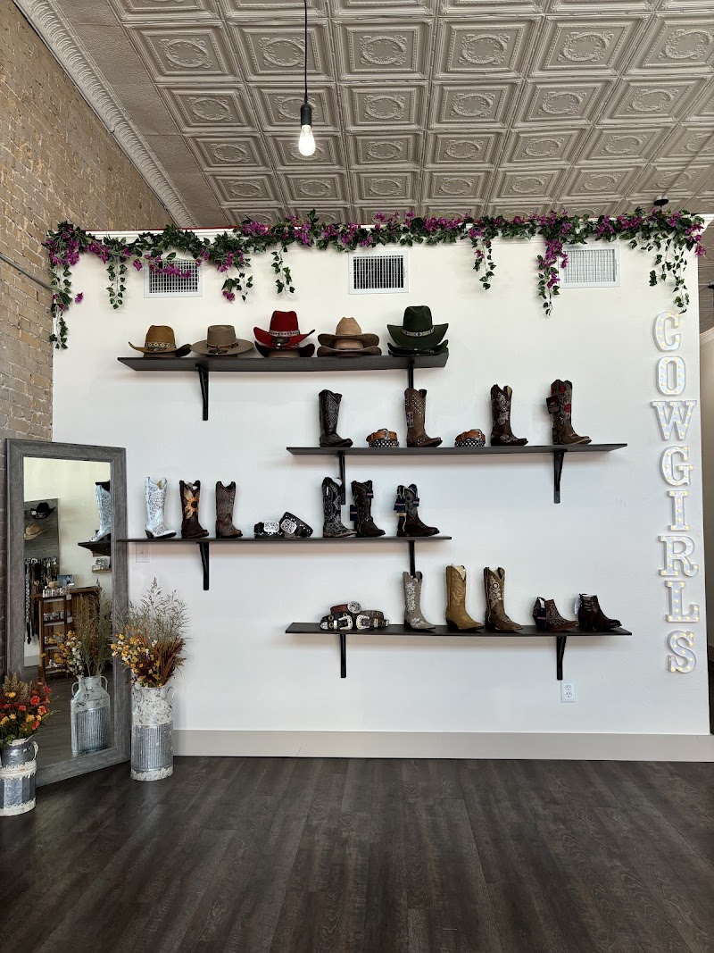 Carmona's Western Wear