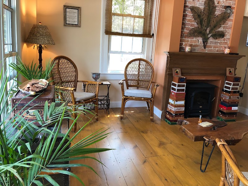 Bongo Ron's Cigar & Lounge