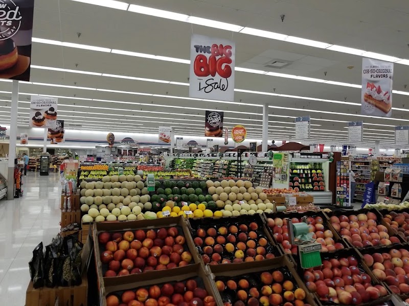 Hyvee Foods Harrison & In-Store Starbucks