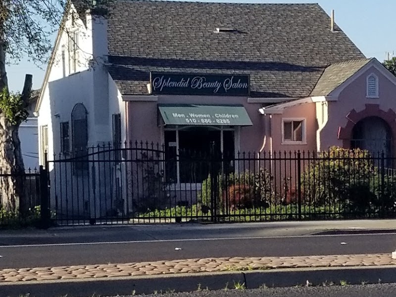 SPLENDID BEAUTY SALON