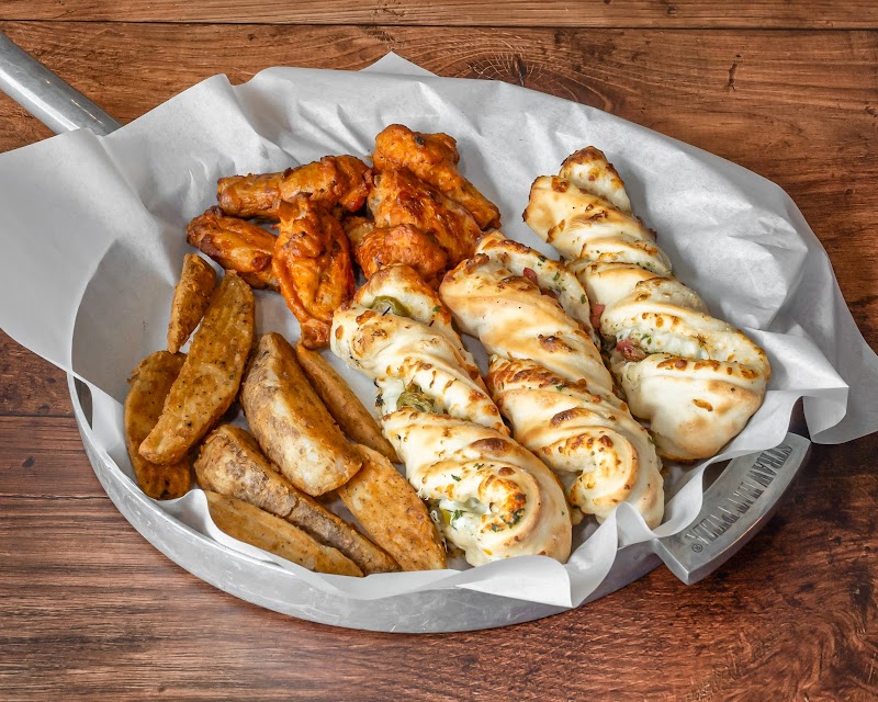 STRAW HAT PIZZA DUS PIZZA INC