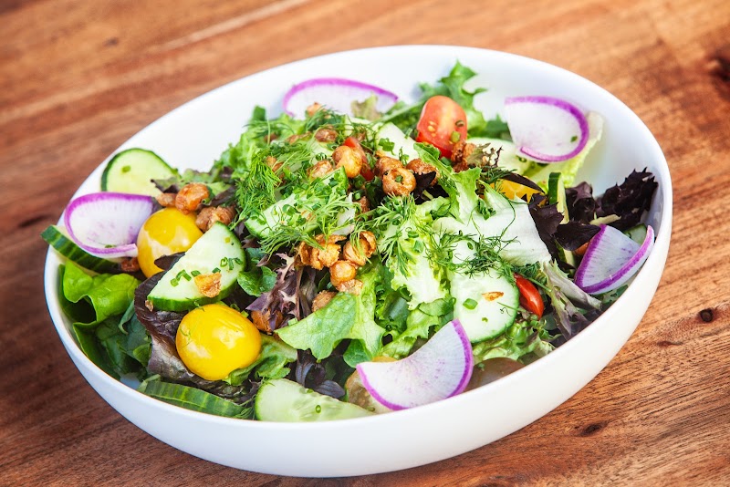 Roger Bar & Restaurant