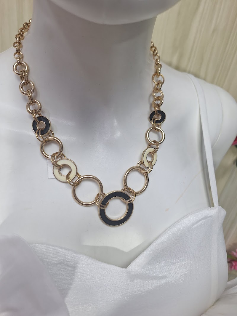 La Belle Boutique at 5th Ave 