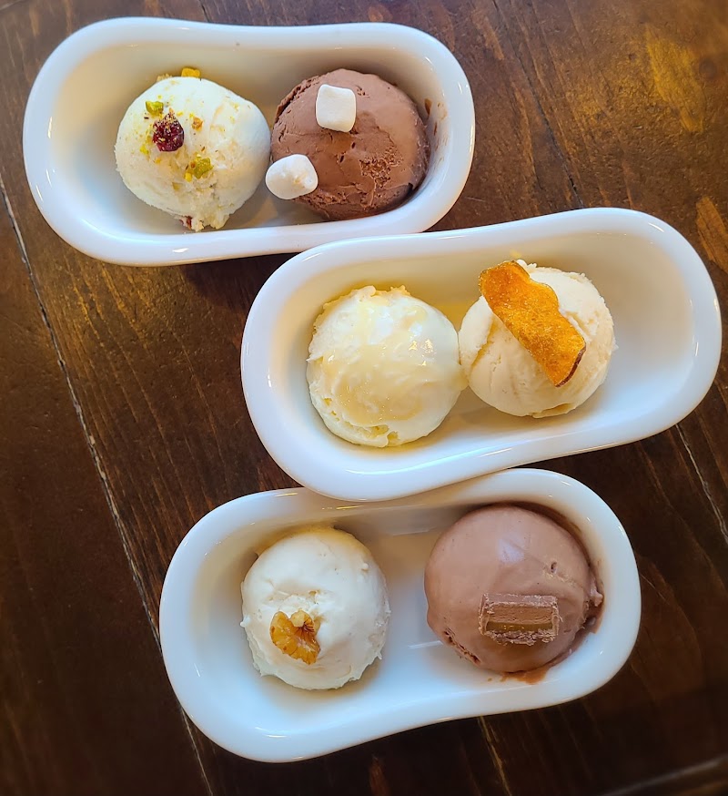 SkyIce - Thai Food & Ice Cream