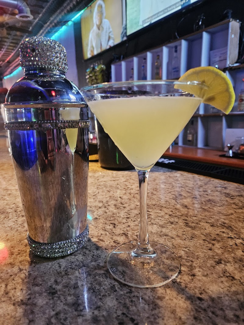 Bruce's Sports Bloc & Lounge