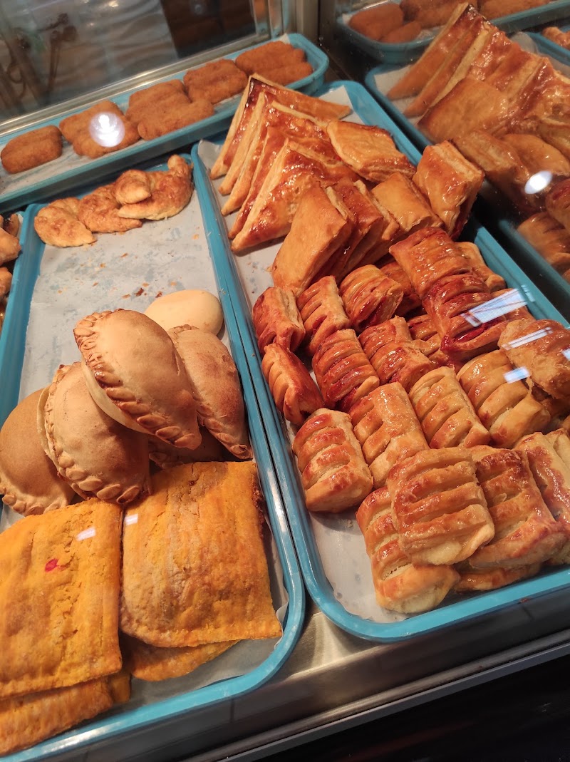 Cajios Cuban Cuisine