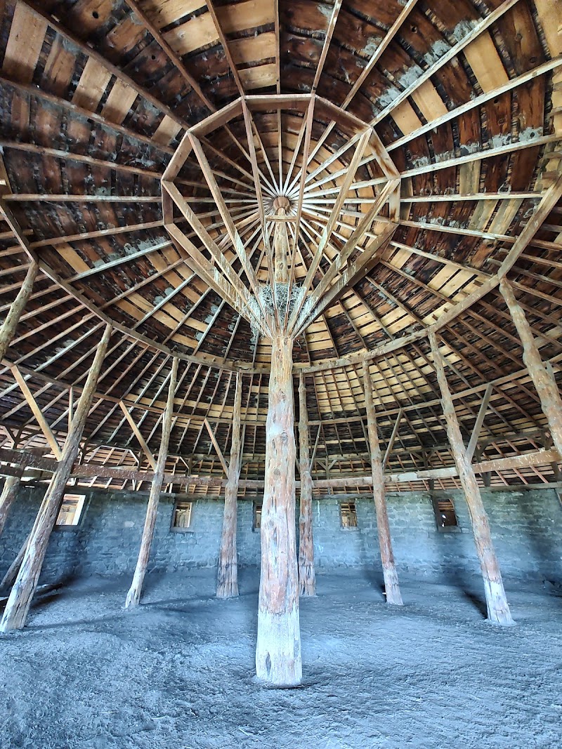 Round Barn Visitor Center