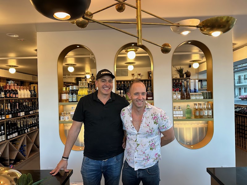 Perry's Fine Wines & Liquors