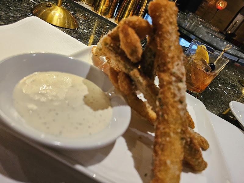 Foxy's Kitchen + Bar