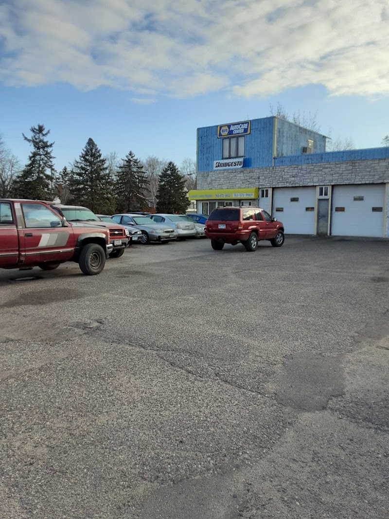 Lowell's Auto Service