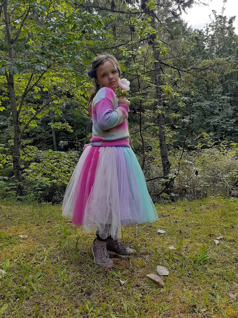 WIse Owl Wellness Farm at the Orcas Island Farmers Market