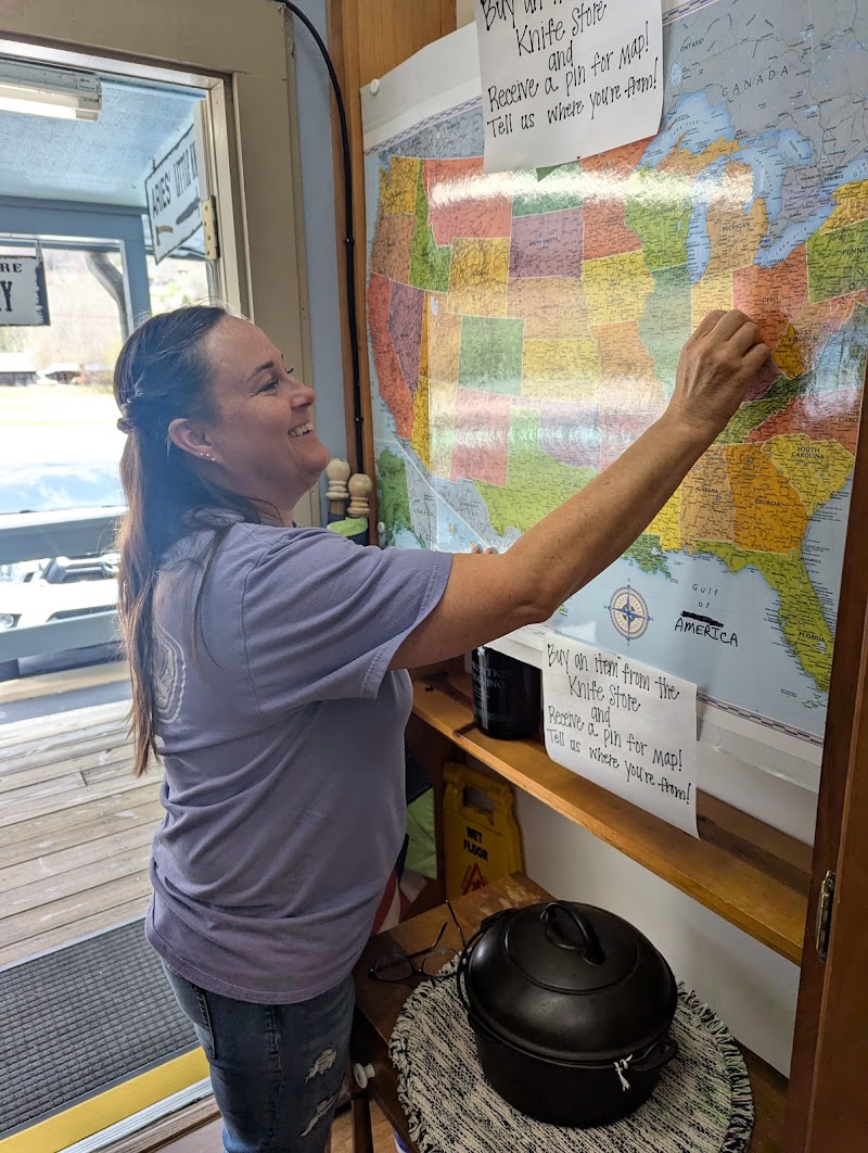 Aries Little Knife Store