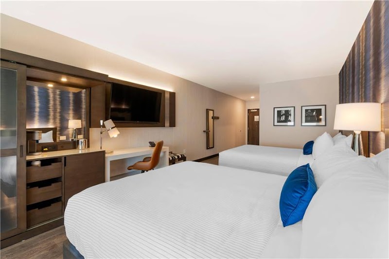 Cambria Hotel Detroit Downtown