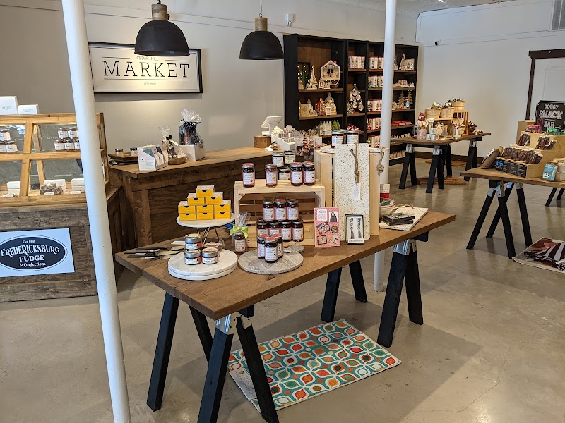 Cedar Hill Market - Historic Downtown