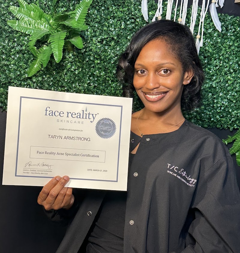 T/C Esthiology - Skincare & Cosmetic Beauty