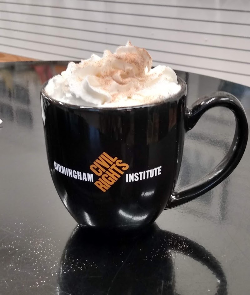 Homecoming Coffee & Books