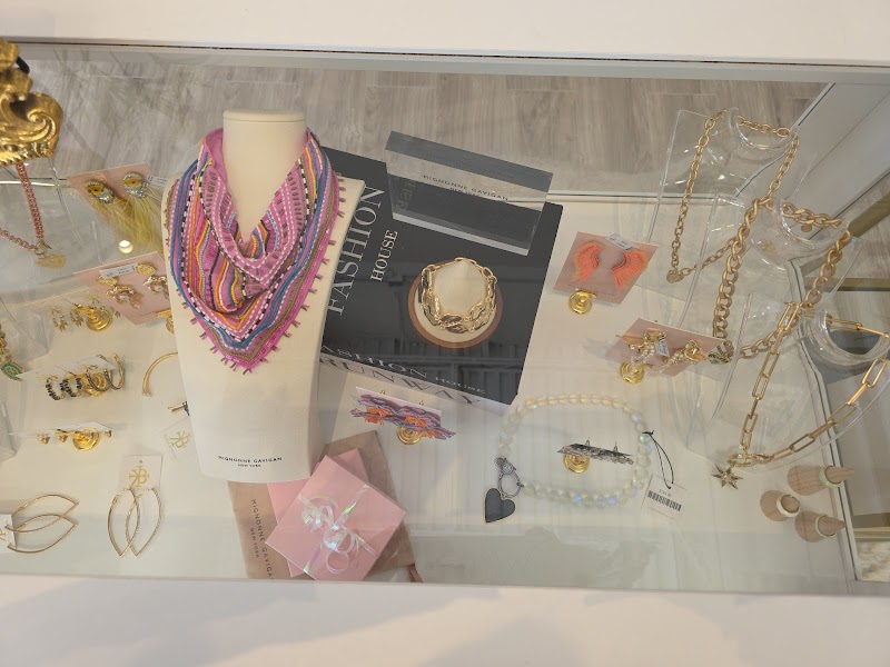 Cloth and Steele Boutique 