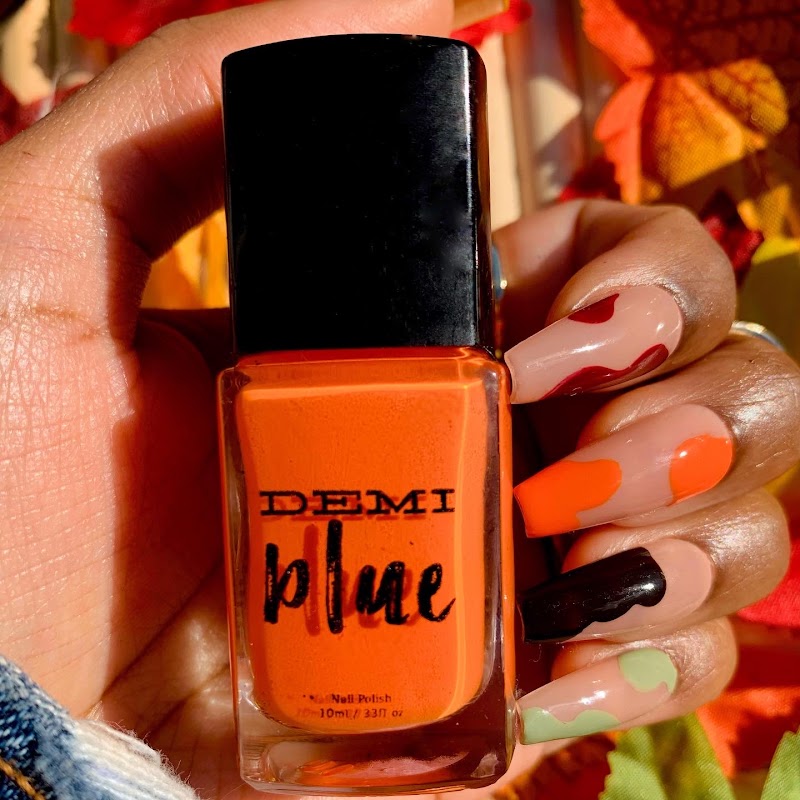 Demi Blue Natural Nails