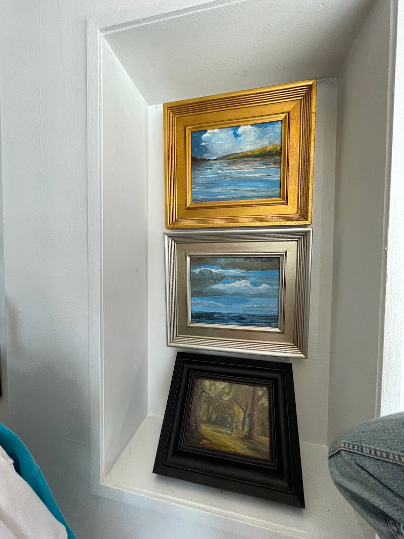 The Happie Collective 