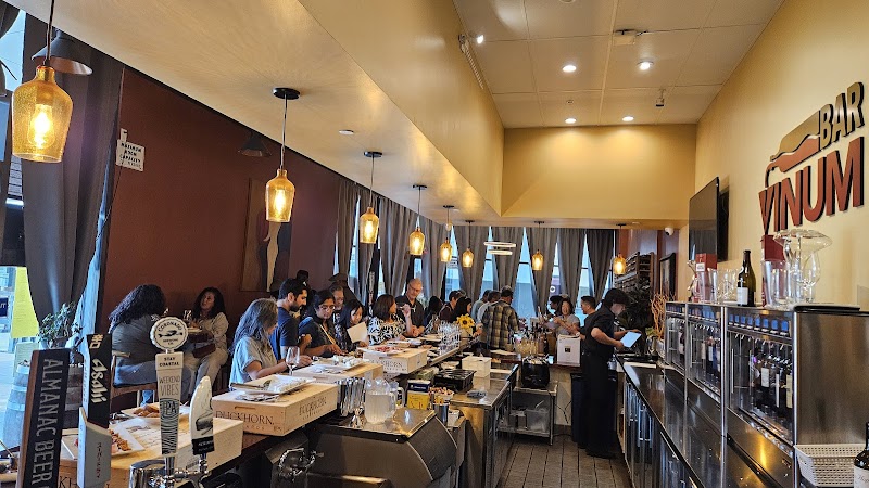 Vinum Wine Bar & Restaurant