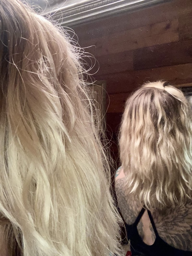 * SALON NINE