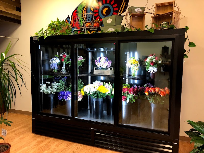 Muddy Creek Flowers & Gifts