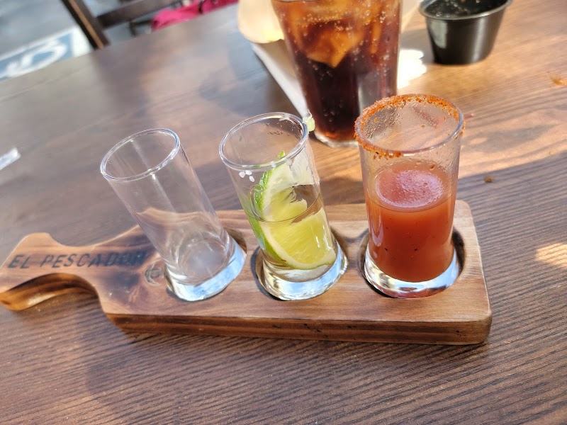 EL PESCADOR # 8 (FAMILIA ORTIZ)