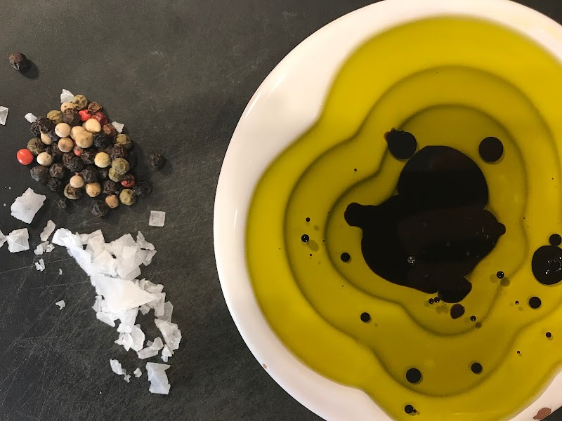 Cardena's Oil & Vinegar Taproom