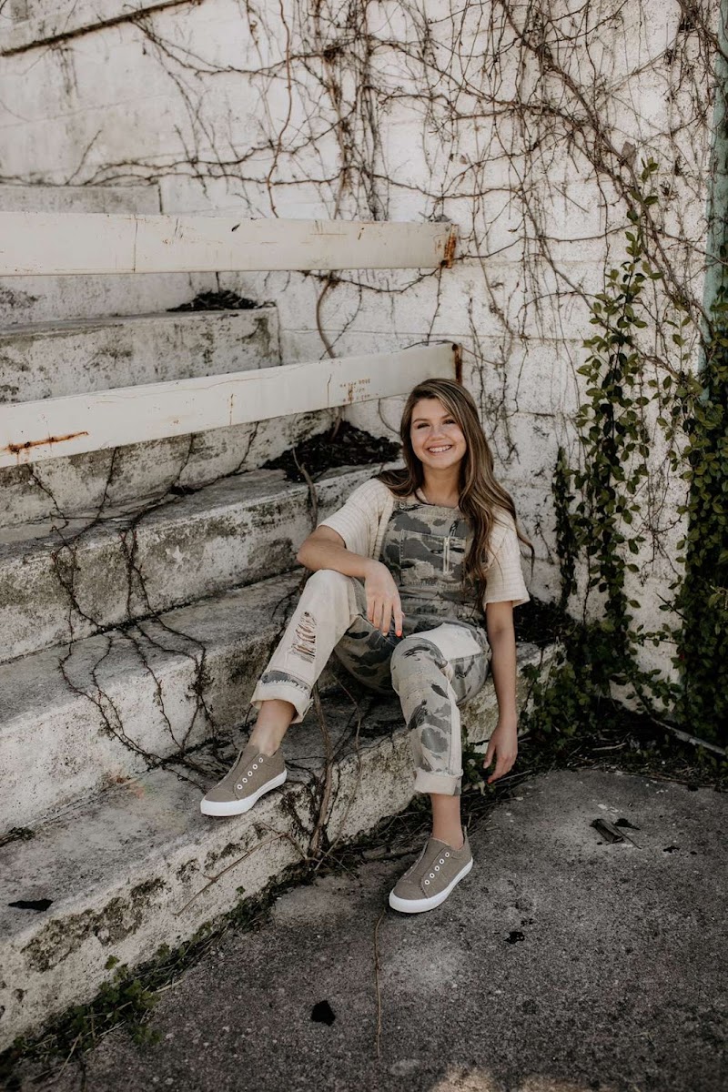 Sassafras / Livingston Flower Basket