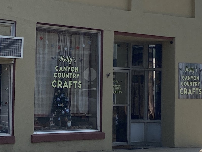 Kelly's Canyon Country Crafts