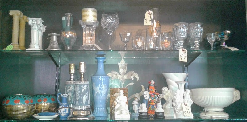 Fair Oaks Village Decor
