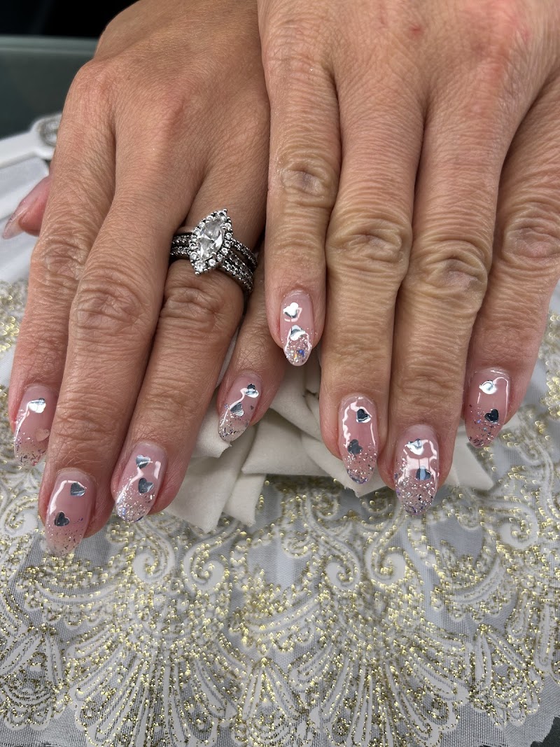 Herbal Nail Bar