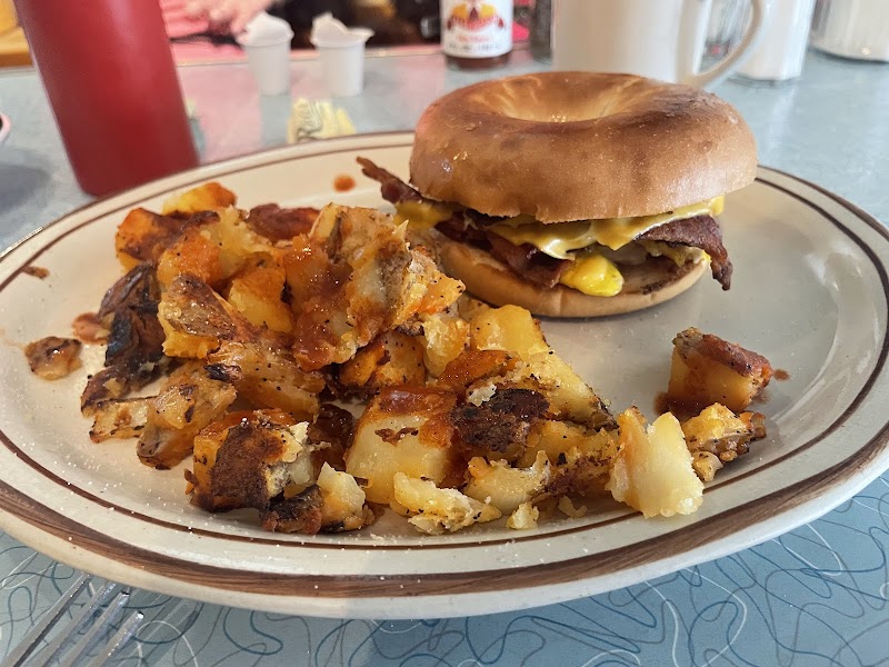 Lost in the 50's Diner 