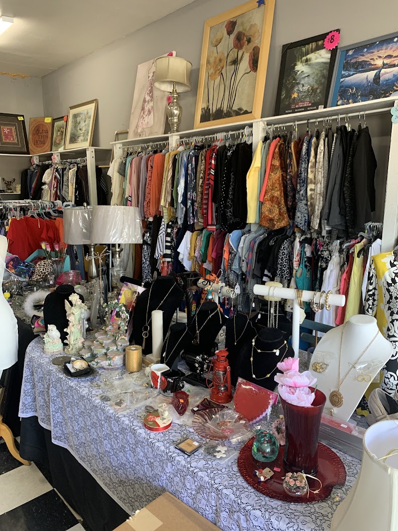San Miguel Thrift Store