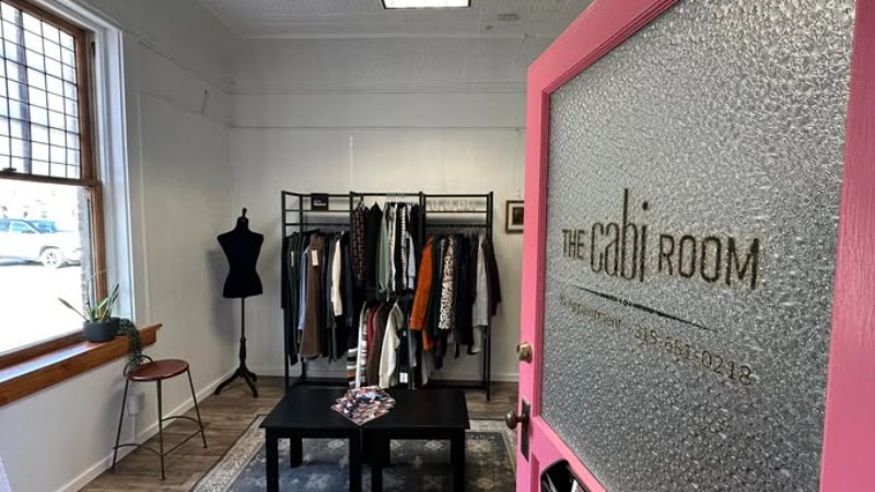 Tracey Knapp Independent cabi Stylist