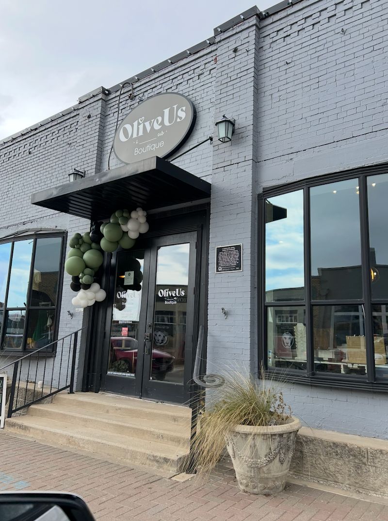 OliveUs Boutique