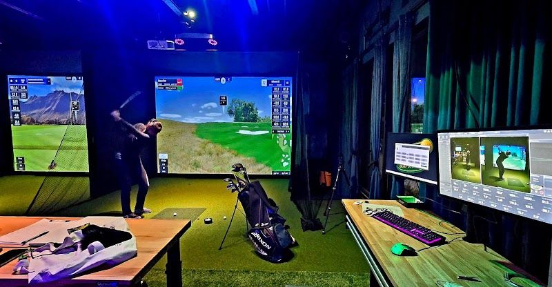 Hit Ballz Golf Studios