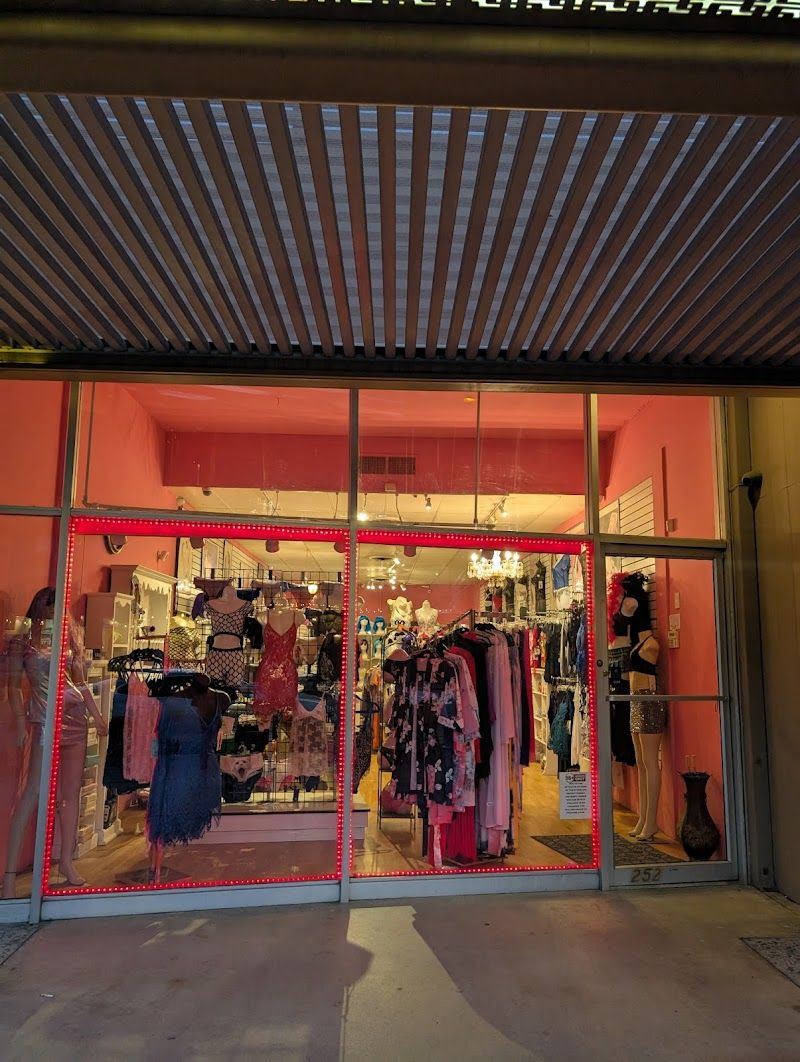 Aphrodite's Boutique: A Store for Her
