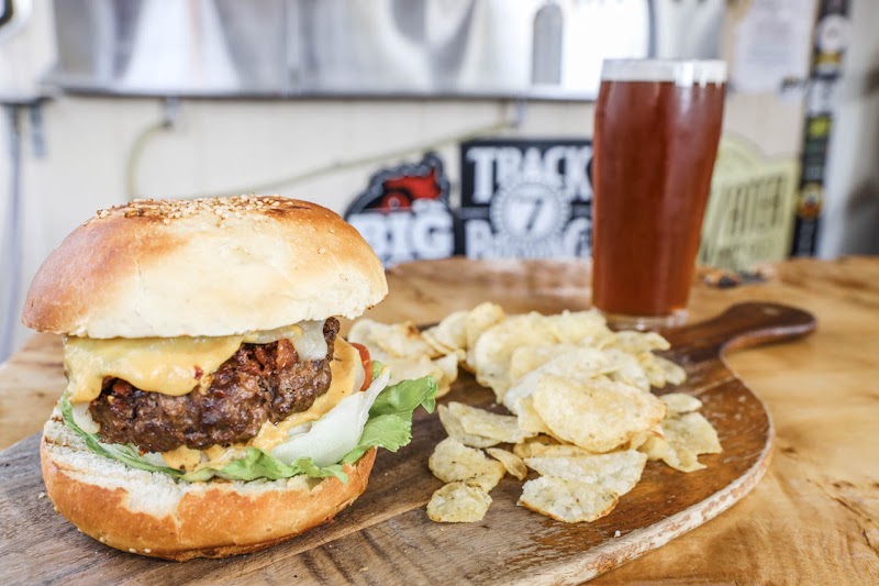 McKays Taphouse & Beer Garden 