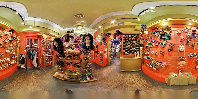 Maskarade On Royal