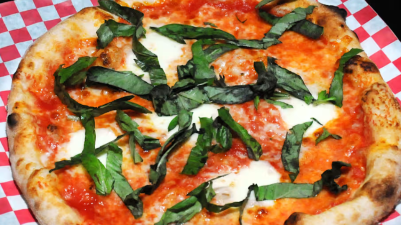 Aroma Artisan Pizza